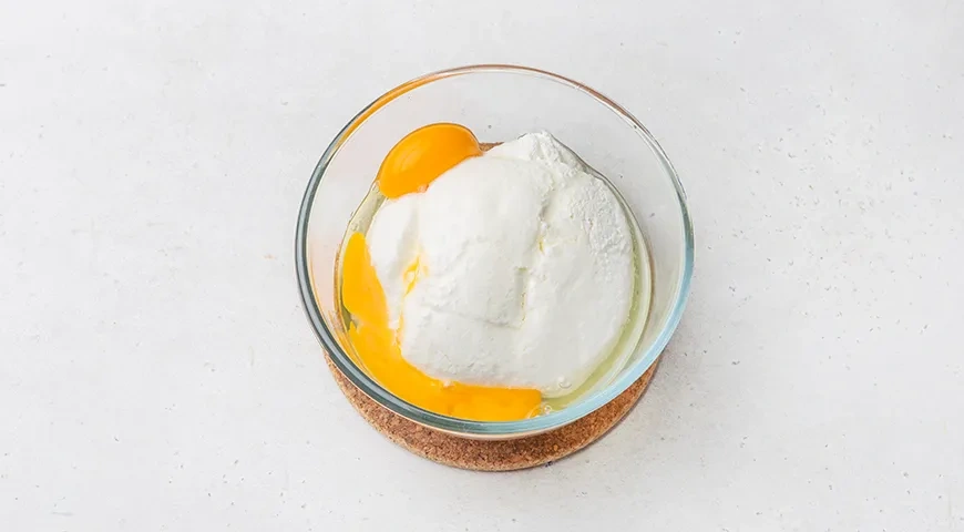 Сырники в аэрогриле: шаг 2