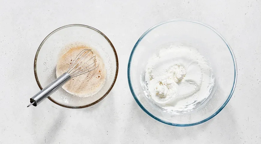 Сырники в духовке без манки: шаг 2