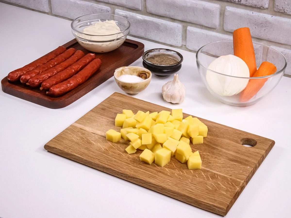 Шаг 2: Сырный суп с охотничьими колбасками