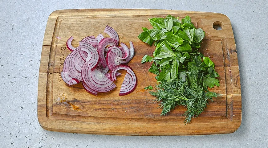 Теплый салат из чечевицы с тунцом: шаг 2