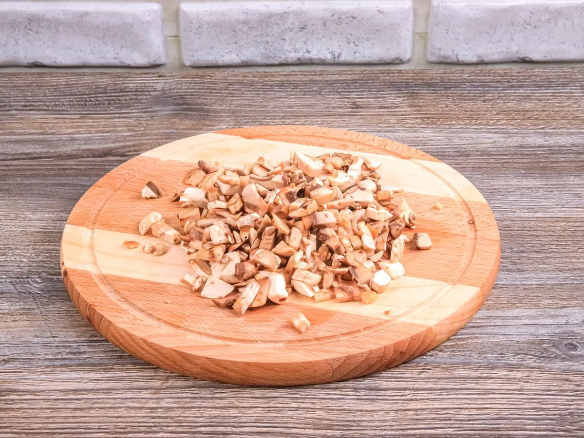 Шаг 2: Тосты с шампиньонами