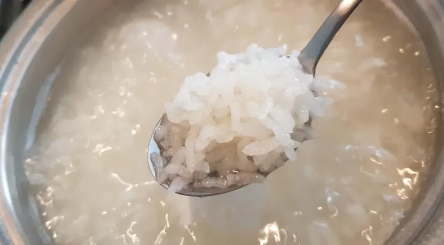 Турецкий суп яйла из риса и йогурта: шаг 2