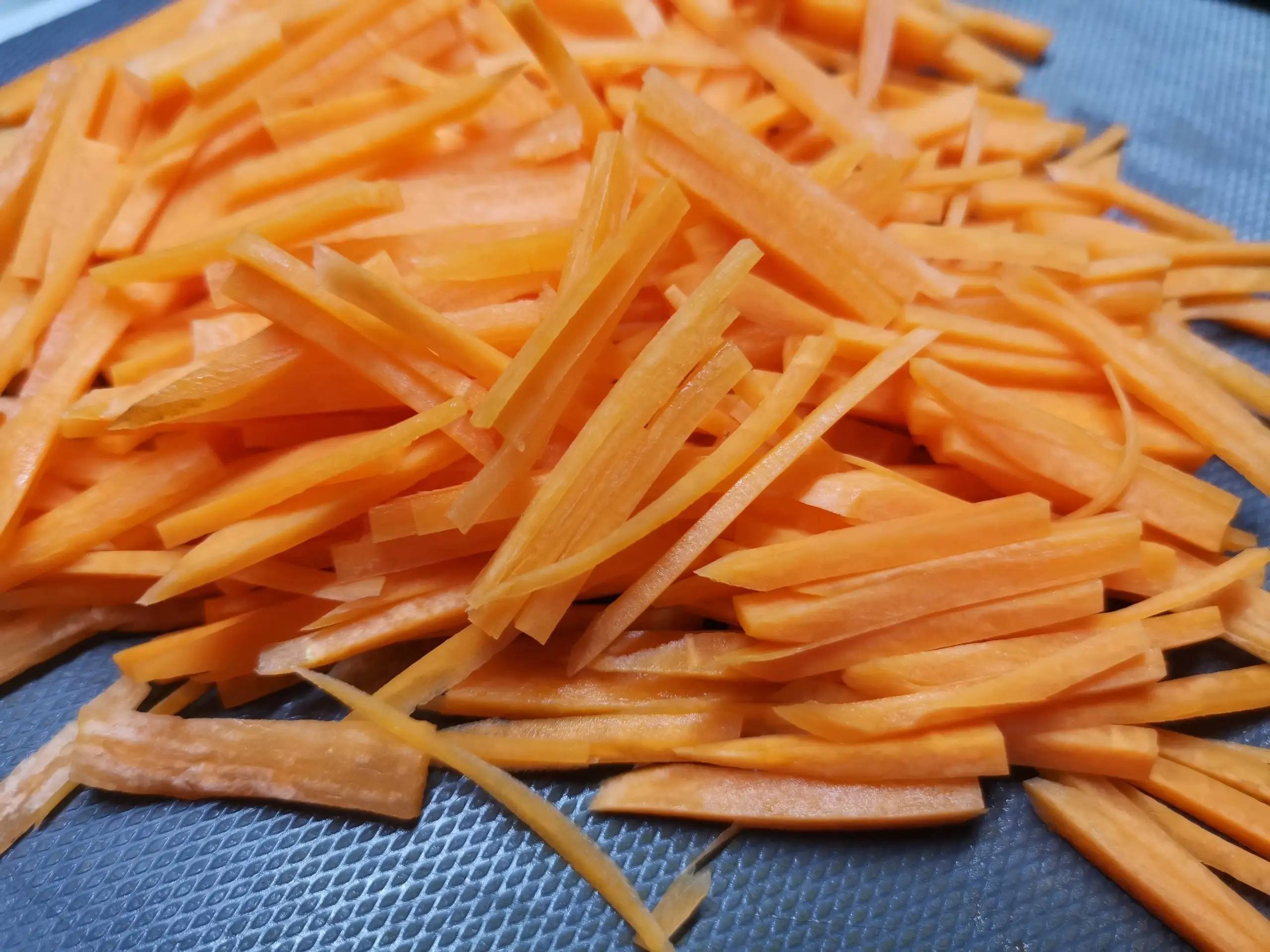 Шаг 2: Тушеная капуста с мясом