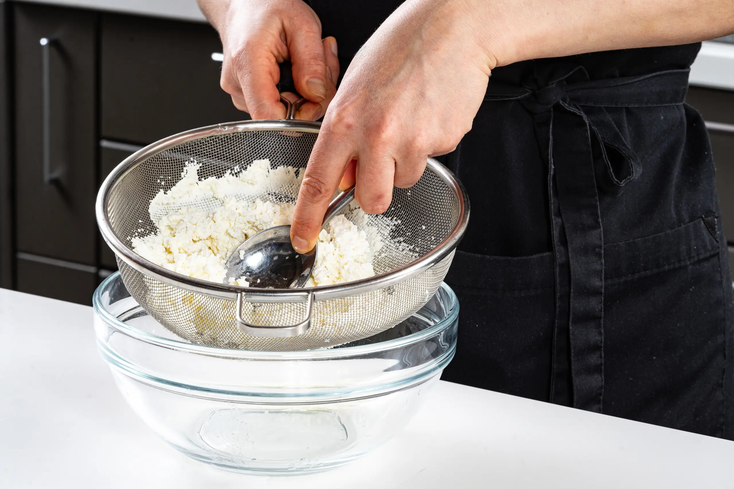 Шаг 2: Творожная запеканка с апельсиновым соусом