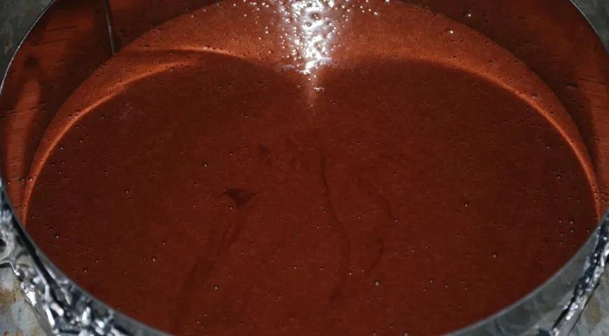 Творожно-бисквитный пирог с клубникой: шаг 2