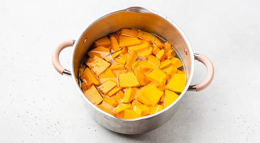 Тыквенный сок с мякотью на зиму: шаг 2