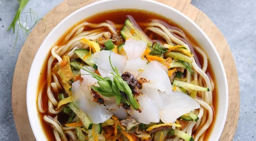 Тёплый салат с беконом и молодым картофелем: шаг 2