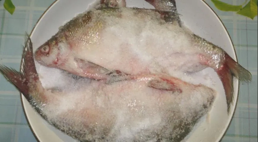 Вяленые лещи и тарань: шаг 2