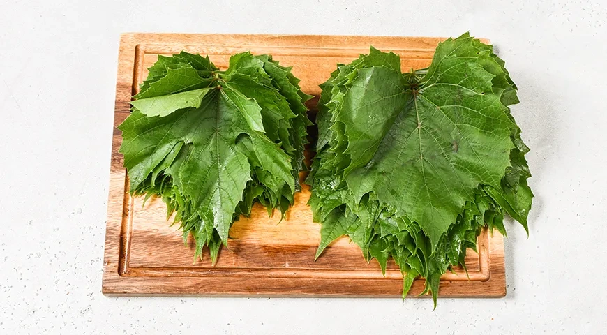 Заготовка виноградных листьев на зиму для долмы: шаг 2