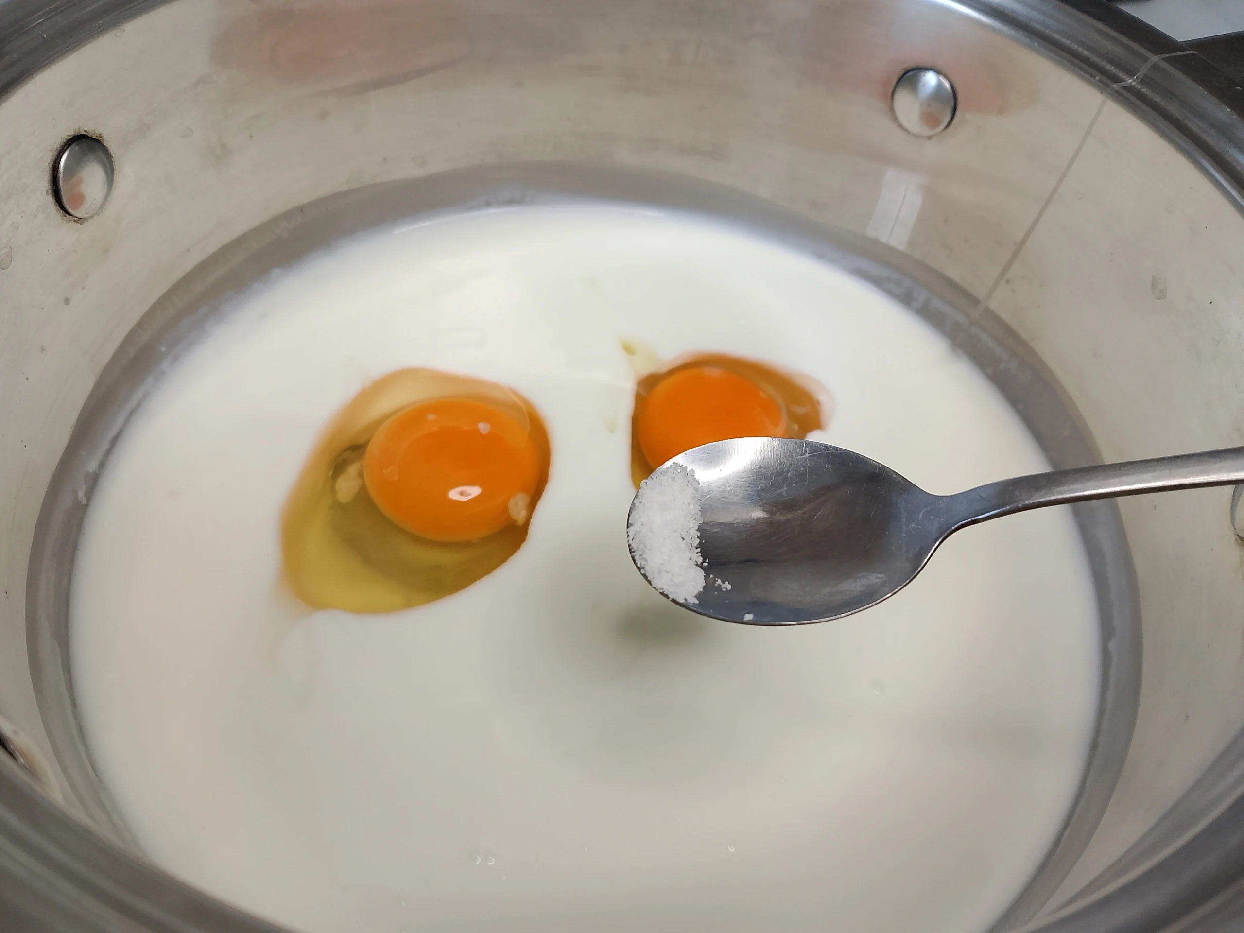 Шаг 2: Заварные блины на кефире