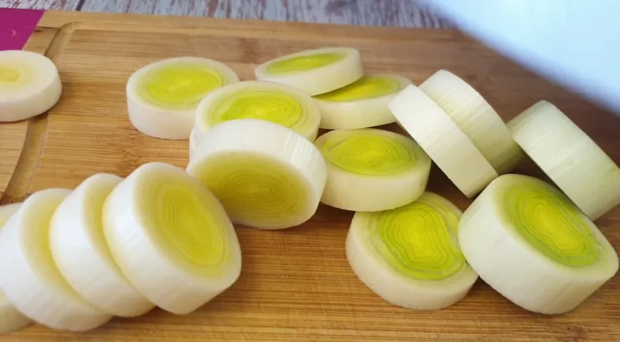 Завитушка с лососем: шаг 2