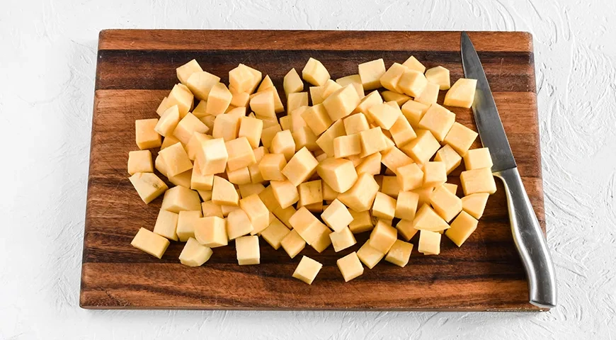 Жареная репа с луком: шаг 2