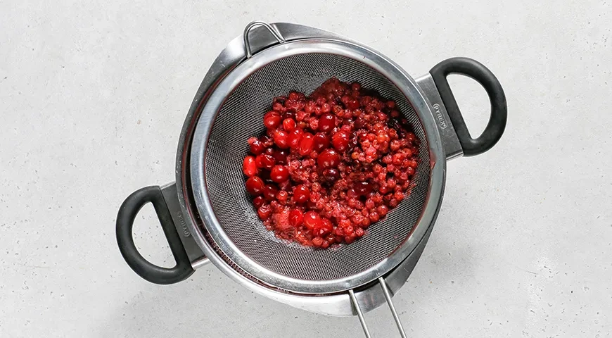 Желе из компота с желатином: шаг 2