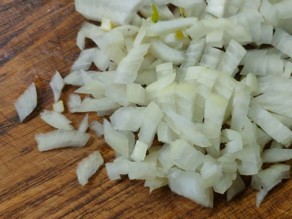 Шаг 2: Жюльен с курицей на сковороде