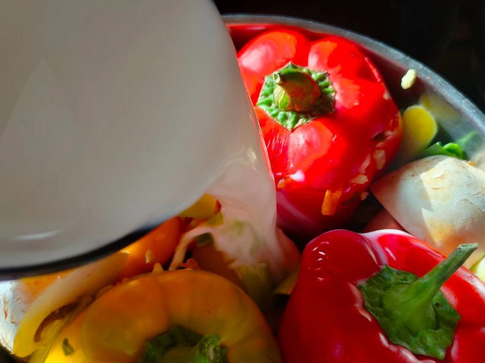 Шаг 21: Фаршированные перцы с рисом, грибами и овощами