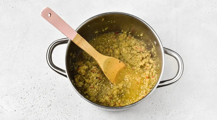 Аджика из зеленых помидоров: шаг 3