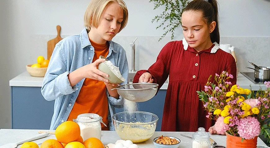 Апельсиновые бискотти с миндалем и клюквой: шаг 3