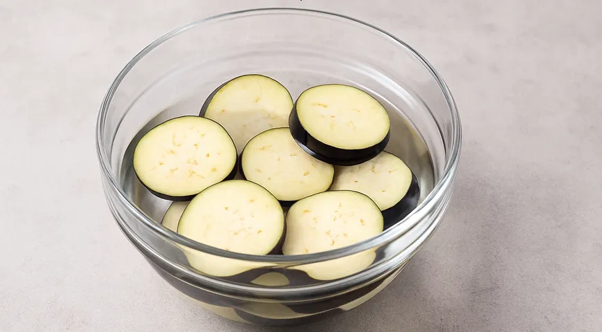 Баклажаны во фритюре: шаг 3