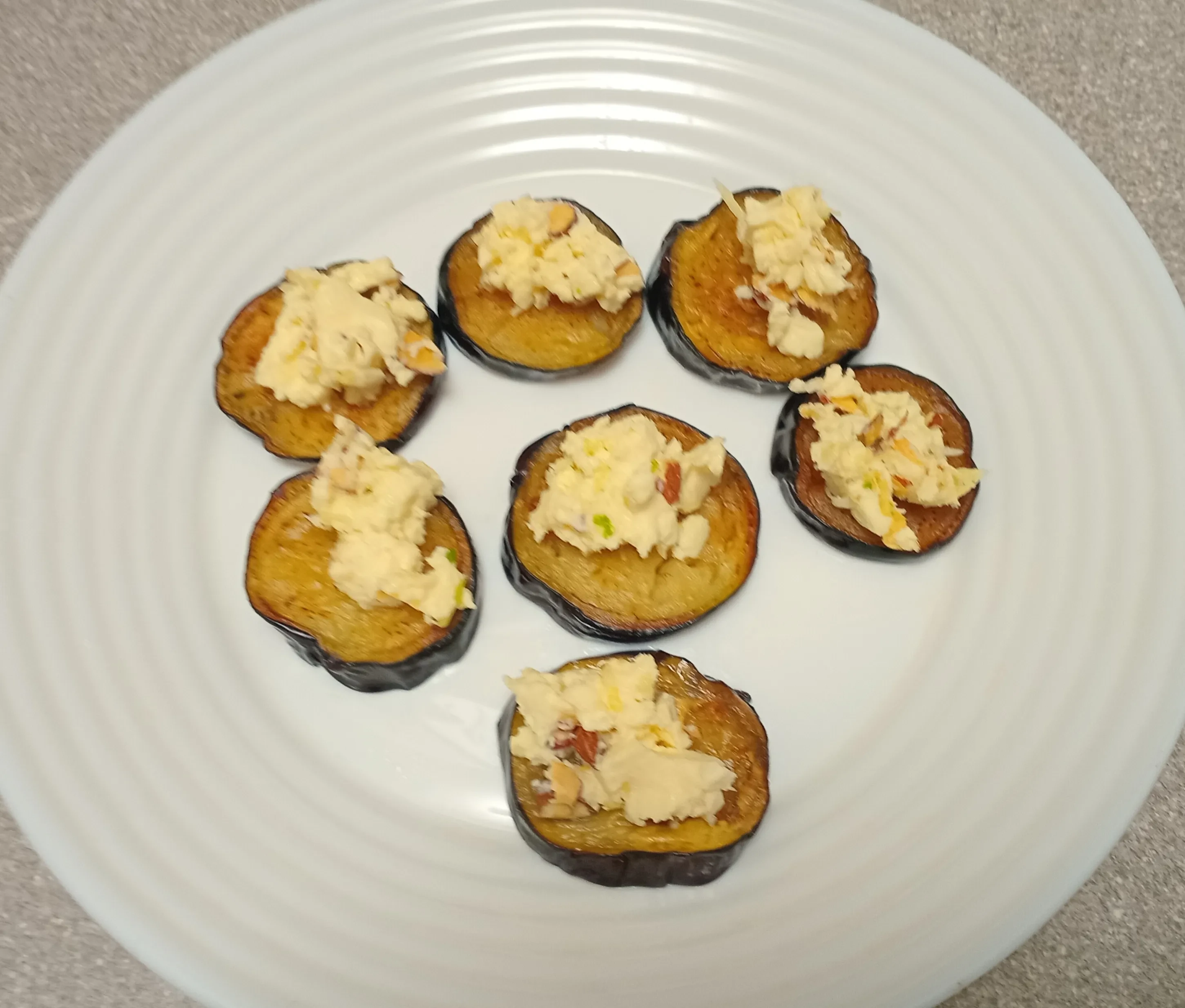 Башенки из баклажанов: шаг 3