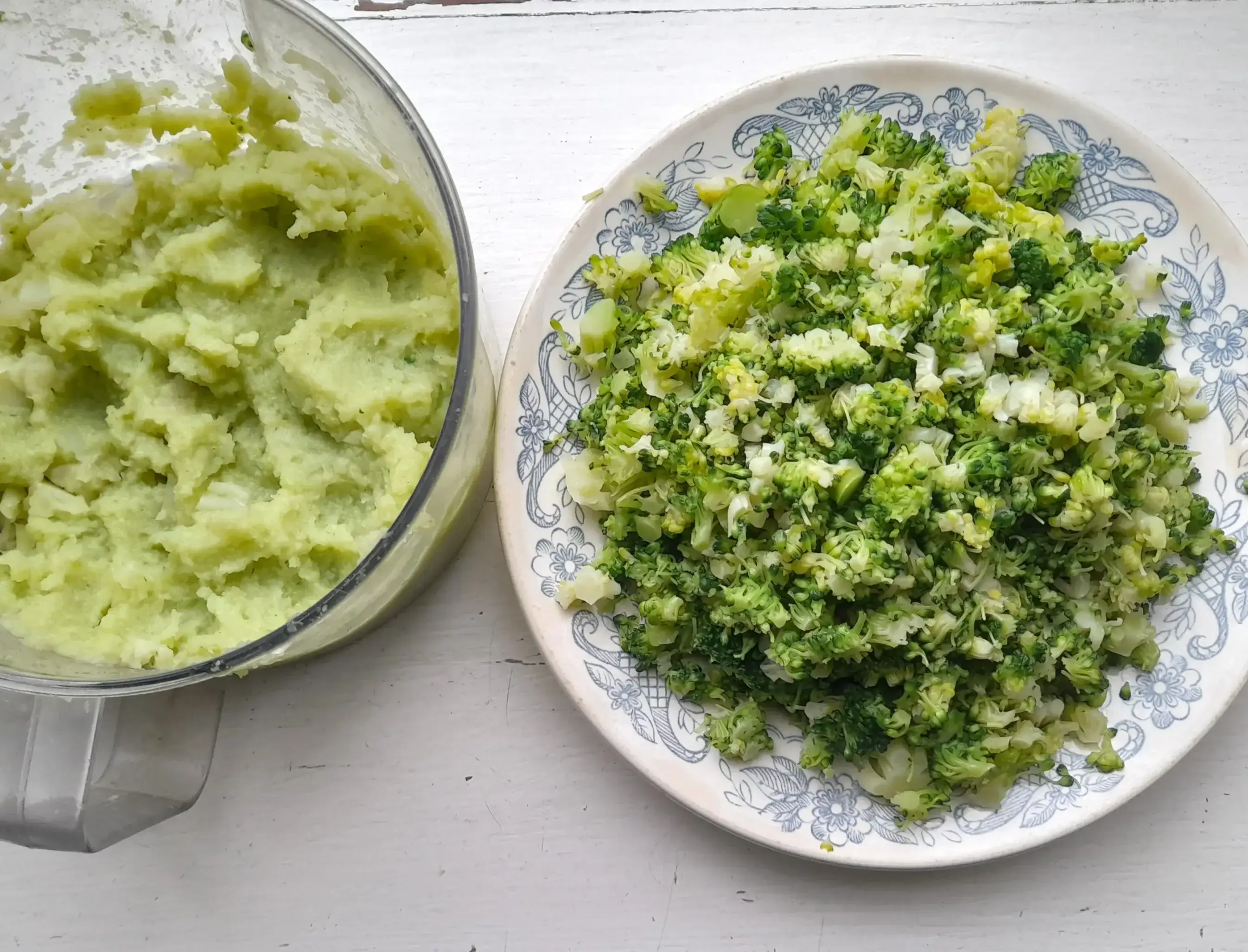 Биточки из брокколи со сметанным соусом: шаг 3