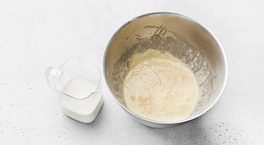 Блинный торт с кремчизом: шаг 3