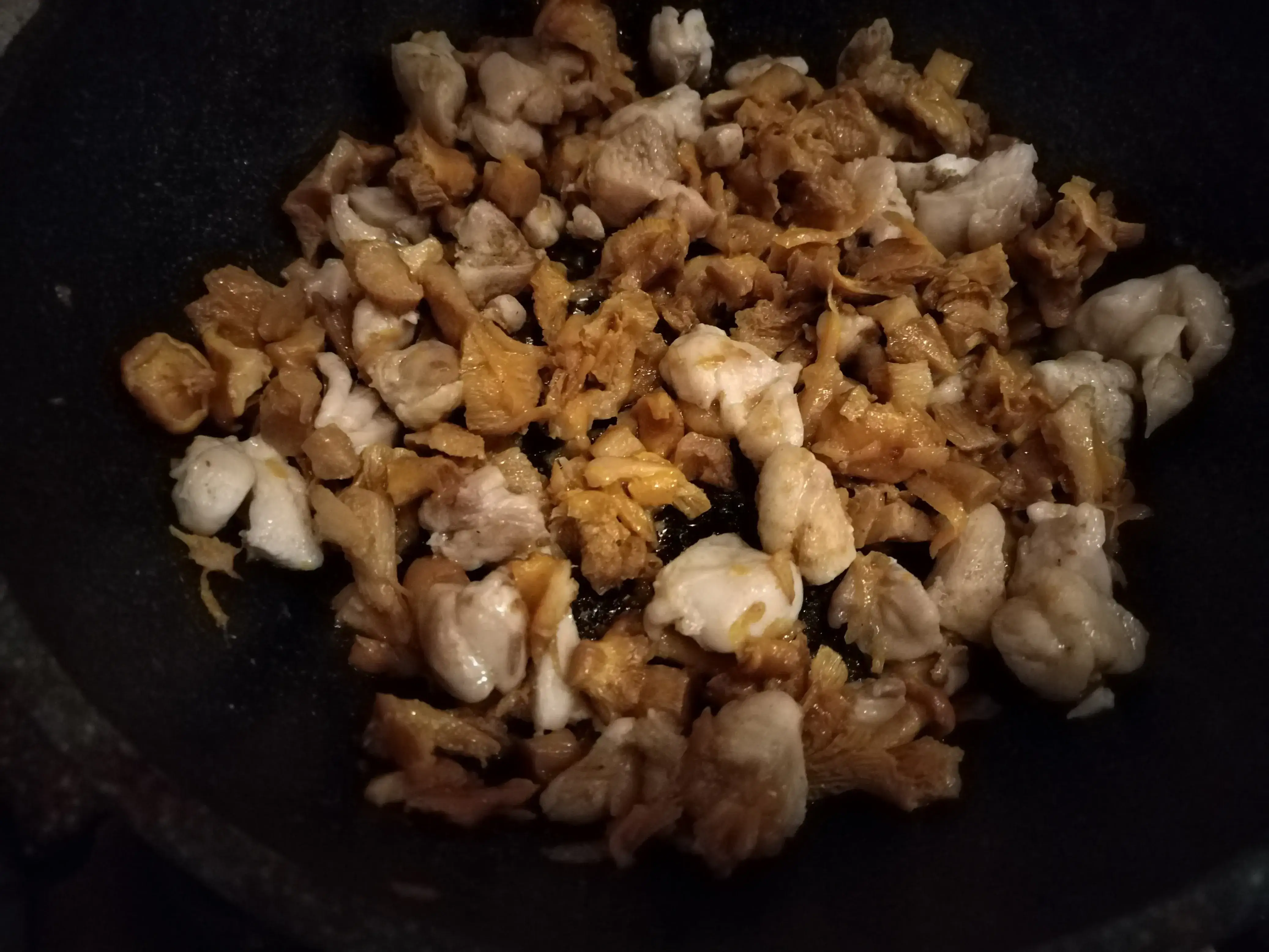 Брокколи с лисичками и курицей: шаг 3