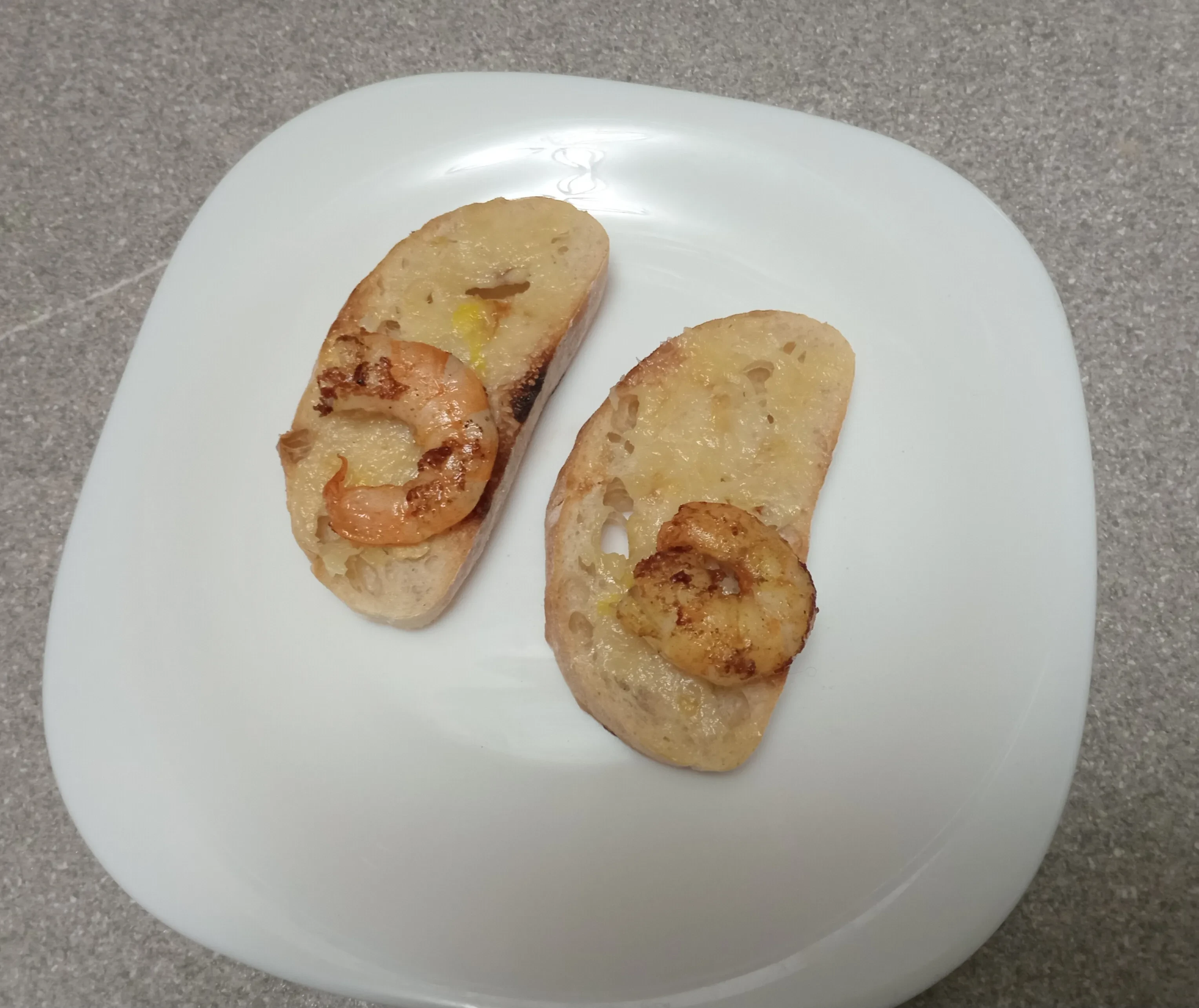 Закуска с чесноком и креветками: шаг 3