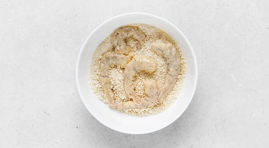 Цезарь-ролл с креветками: шаг 3