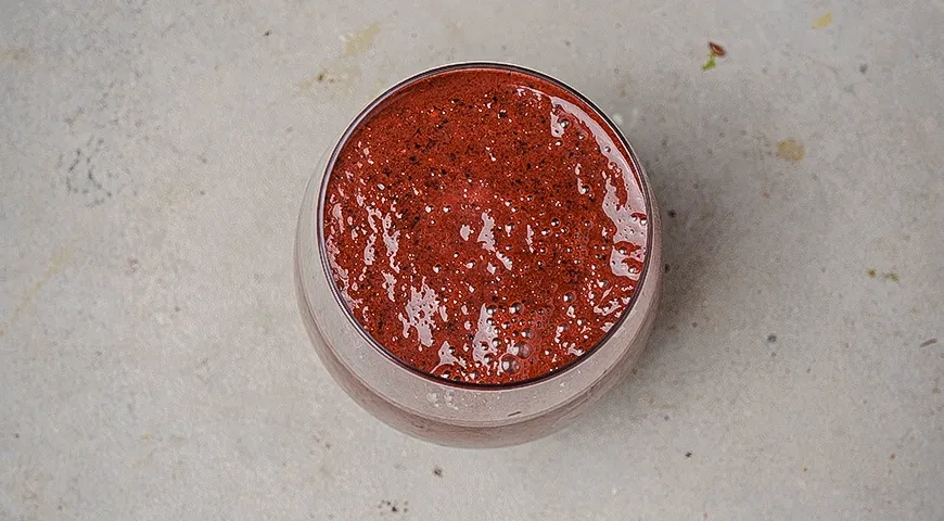 Черничный смузи с миндальным молоком: шаг 3