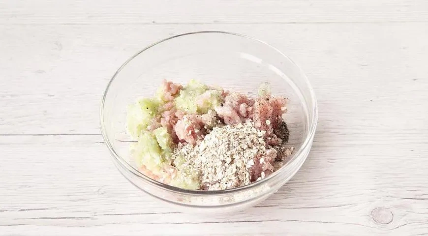 Диетические фрикадельки из индейки в духовке: шаг 3