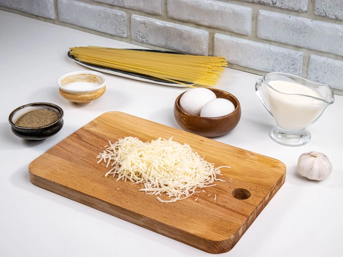 Шаг 3: Домашняя паста карбонара