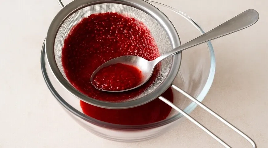 Джем из малины без косточек: шаг 3