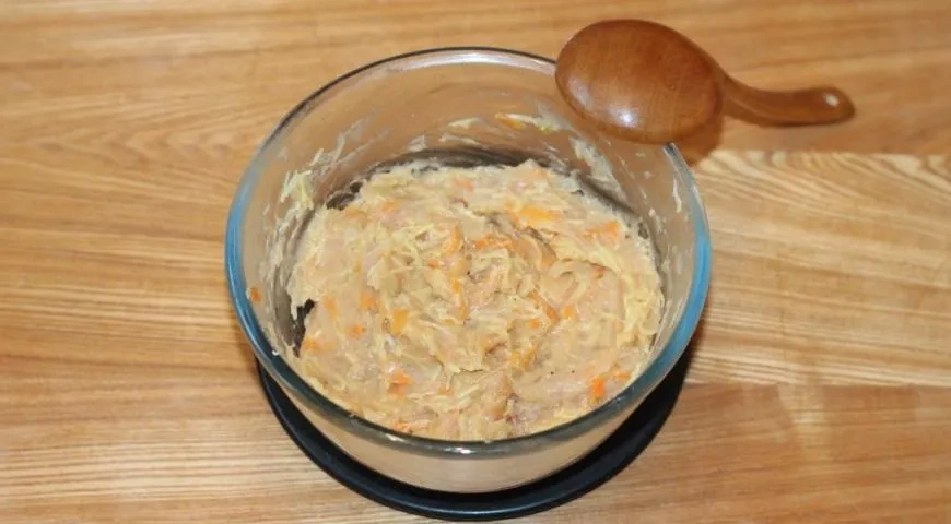 Фаршированные кабачки с виноградом: шаг 3