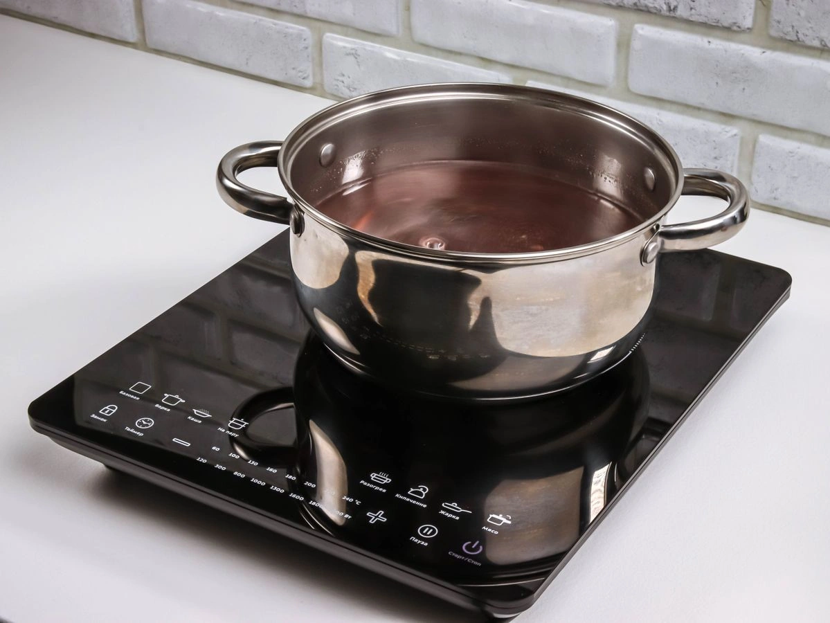 Шаг 3: Глинтвейн на красном вине с апельсином и пряностями