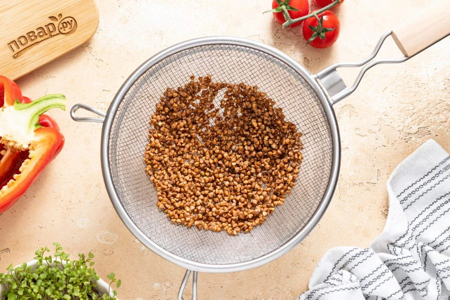 Шаг 3: Гречка с овощами в мультиварке