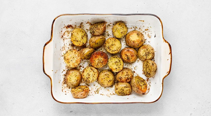 Канапе с мидиями на шпажках: шаг 3