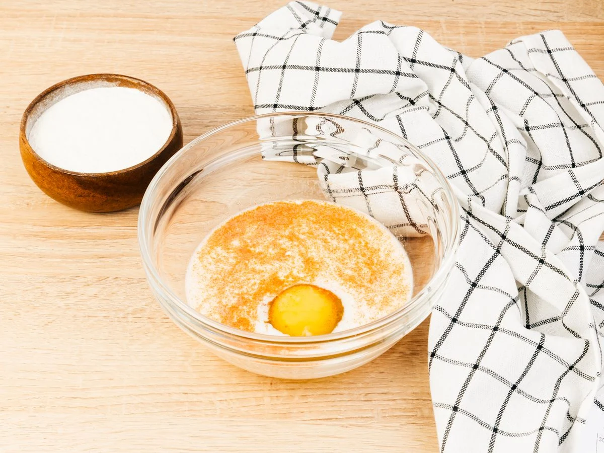 Шаг 3: Картофель в кляре со сметанным соусом