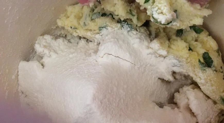 Картофельные лепешки: шаг 3