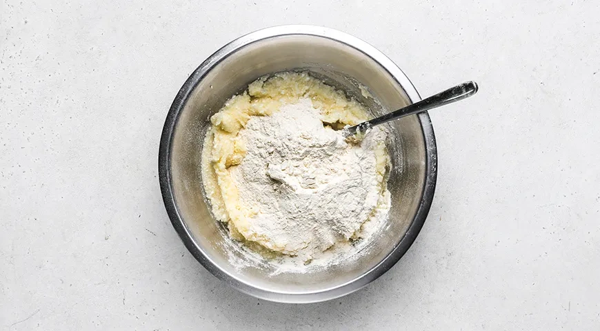 Картофельные сырники: шаг 3