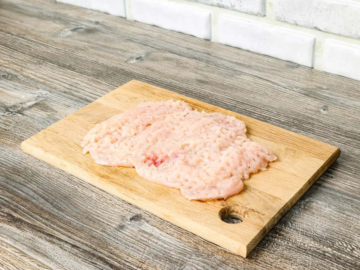 Шаг 3: Котлета по-киевски с грибами