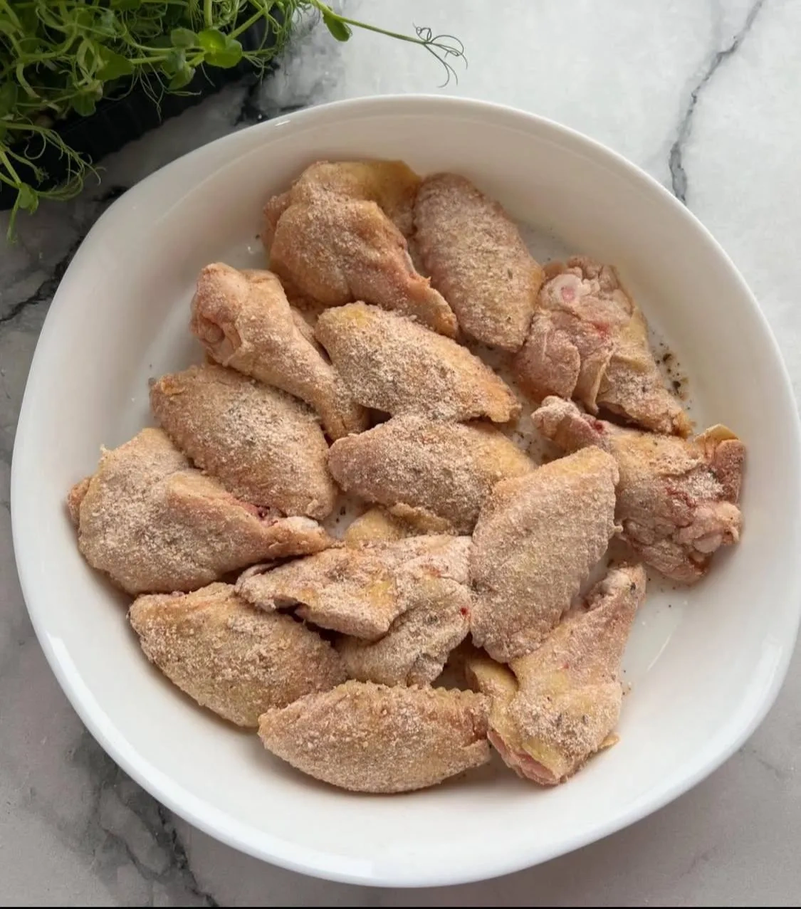 Крылышки в сырно-чесночном соусе: шаг 3