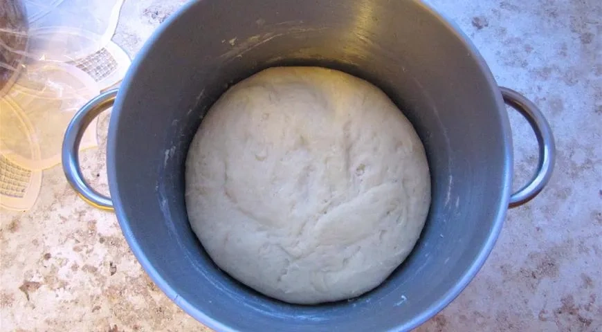 Кулич ленивый с зефирной шапочкой: шаг 3