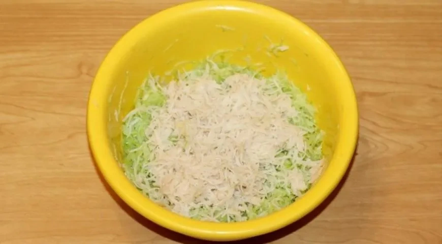 Курино-овощные котлеты с зеленью: шаг 3