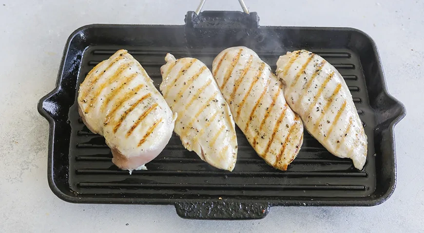 Куриные грудки на гриле в пите: шаг 3