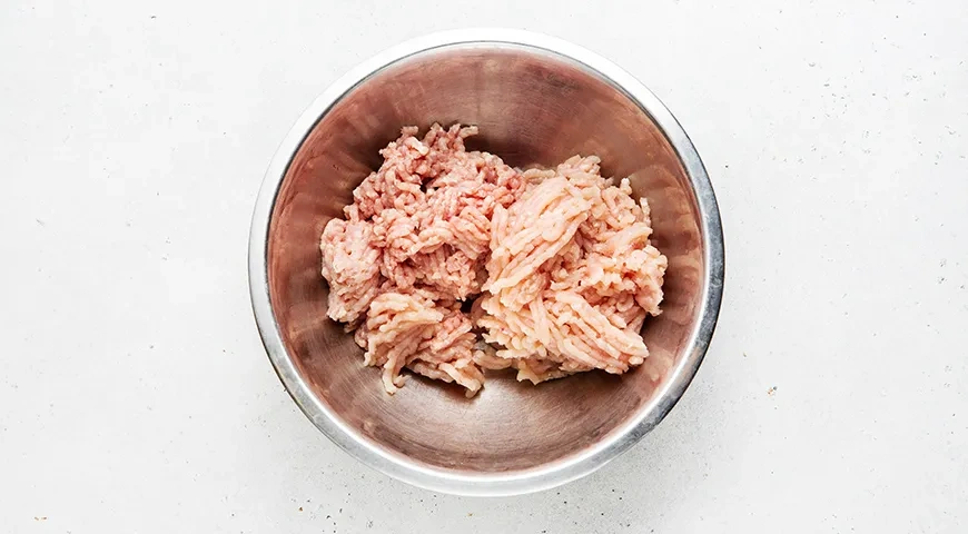 Куриные котлеты в аэрогриле: шаг 3