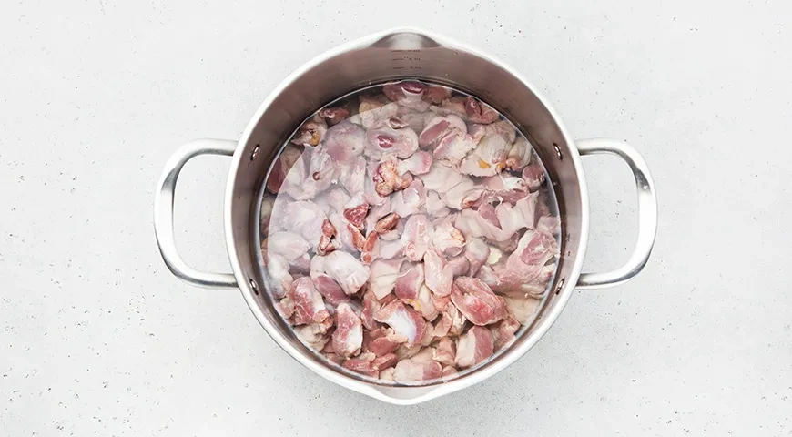 Куриные желудки, тушенные с луком: шаг 3