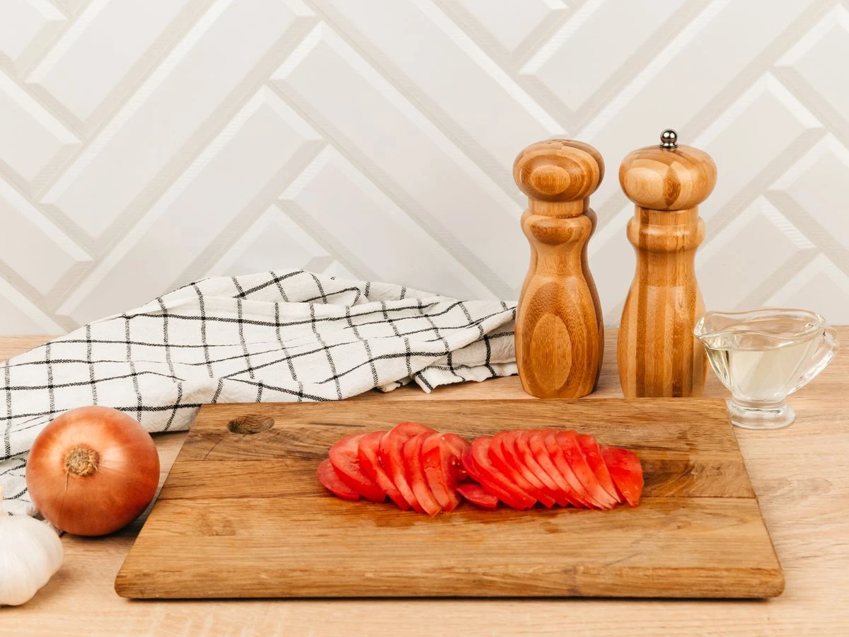 Шаг 3: Курица тушёная с овощами