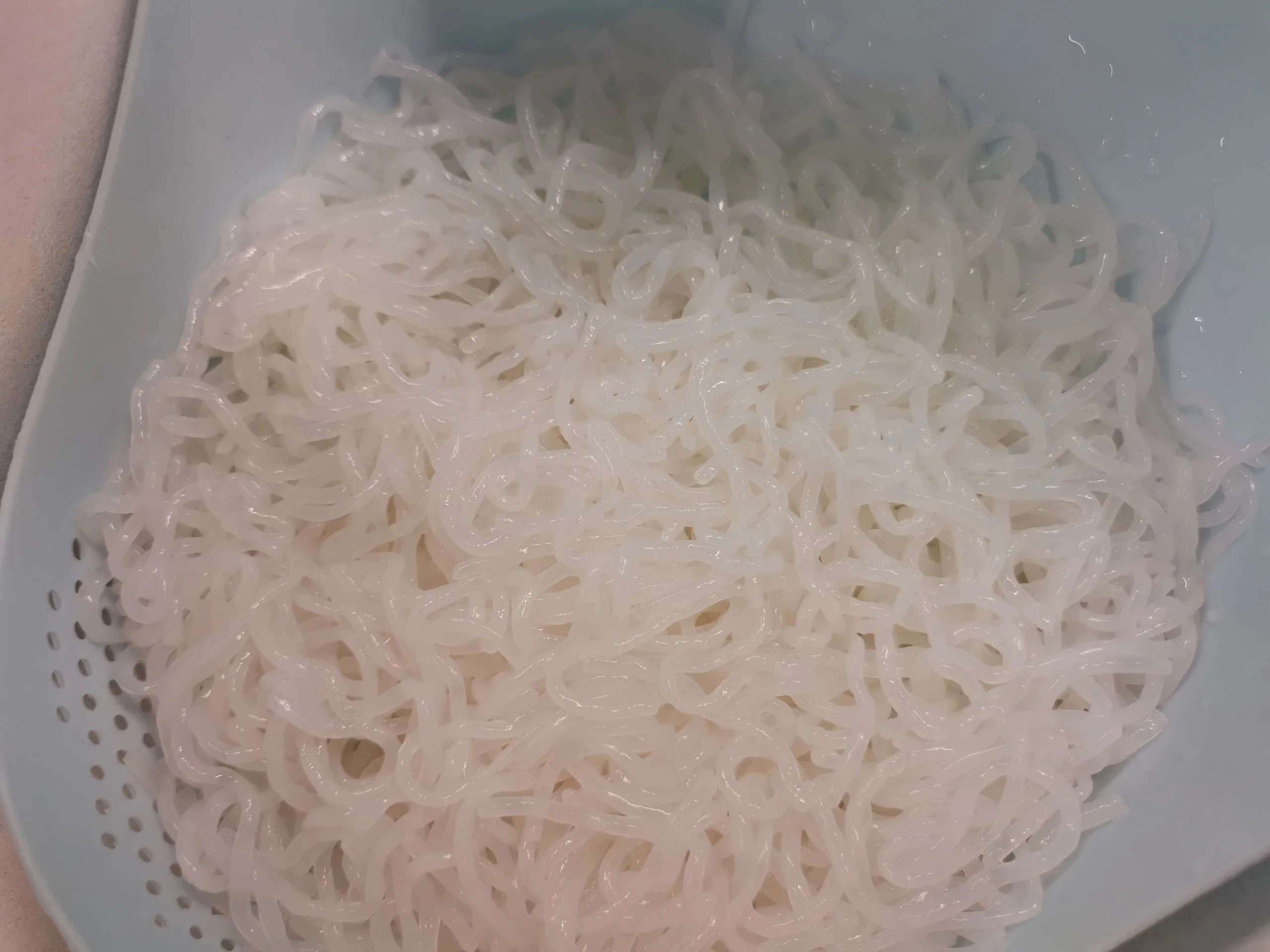 Шаг 3: Лапша ширатаки с индейкой