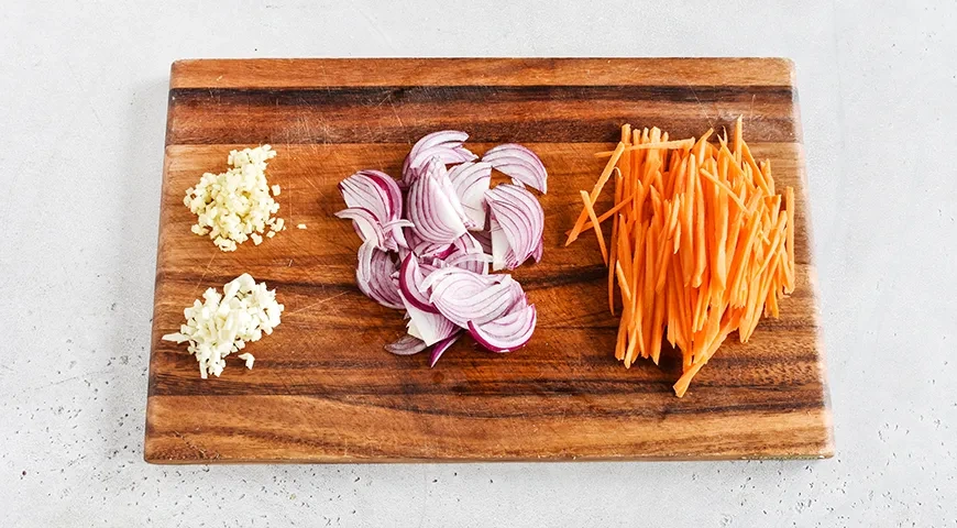 Лапша вок с курицей и овощами: шаг 3