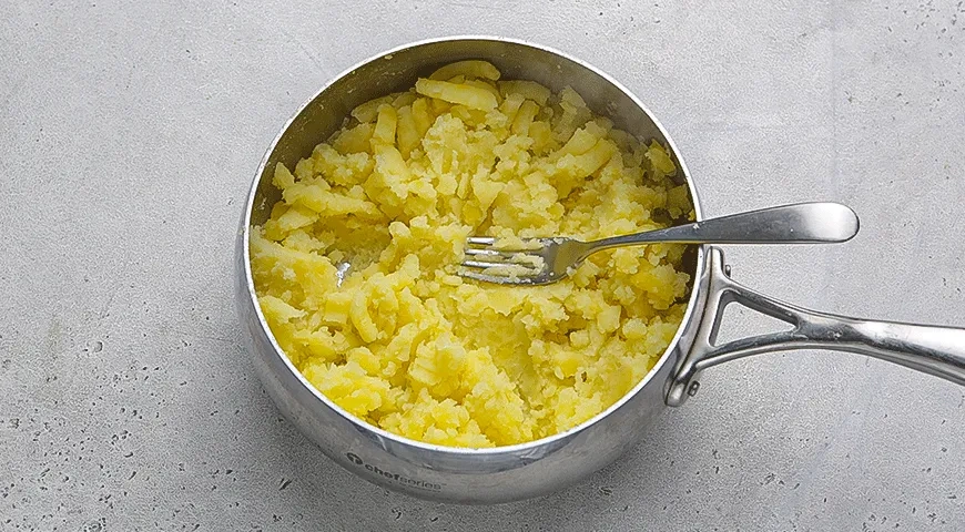Лепешки роти с картофелем: шаг 3